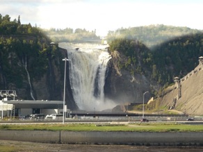 CANADA
Chute de Montmorency 
haute de 83 m